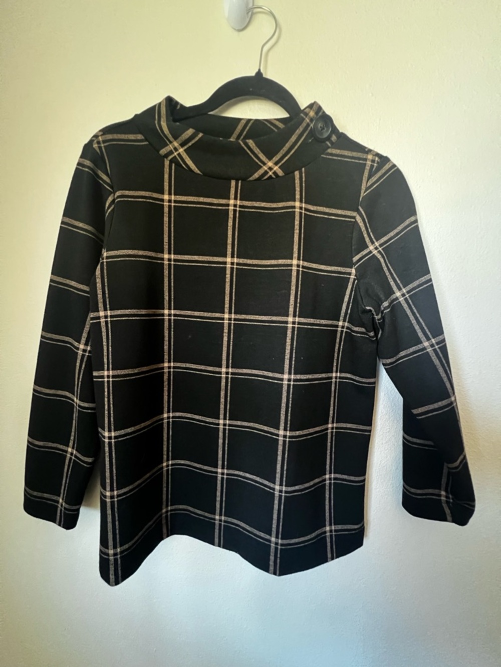 Ann Taylor Petite Plaid Blouse Size SP Black Windowpane 3/4 Sleeve Button Neck